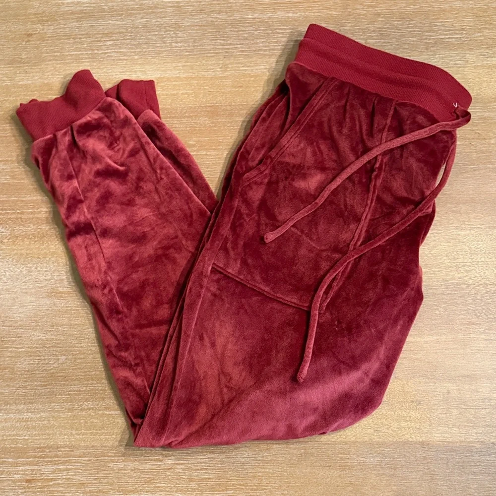 Stars Above Red Velour Lounge Set - Picture 4 of 5